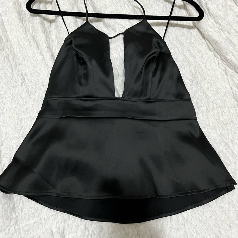 EXPRESS - OPEN BACK BLOUSE - Picture 2 of 2